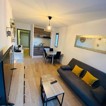 Appartement Au Port De Saint Cyprien エクステリア 写真