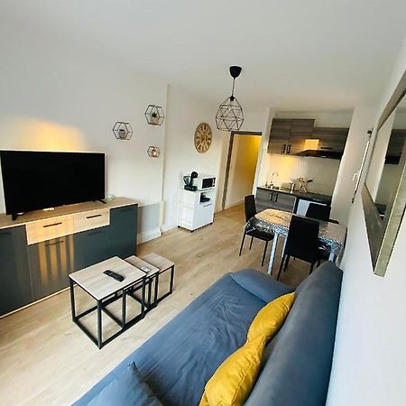 Appartement Au Port De Saint Cyprien エクステリア 写真